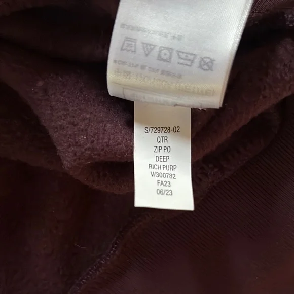 GAP Quarter-Zip Pullover Deep Plum Large Petite - Picture 10 of 11